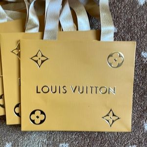 Lot of 9 paper bags. 7.5 inch x 6 in